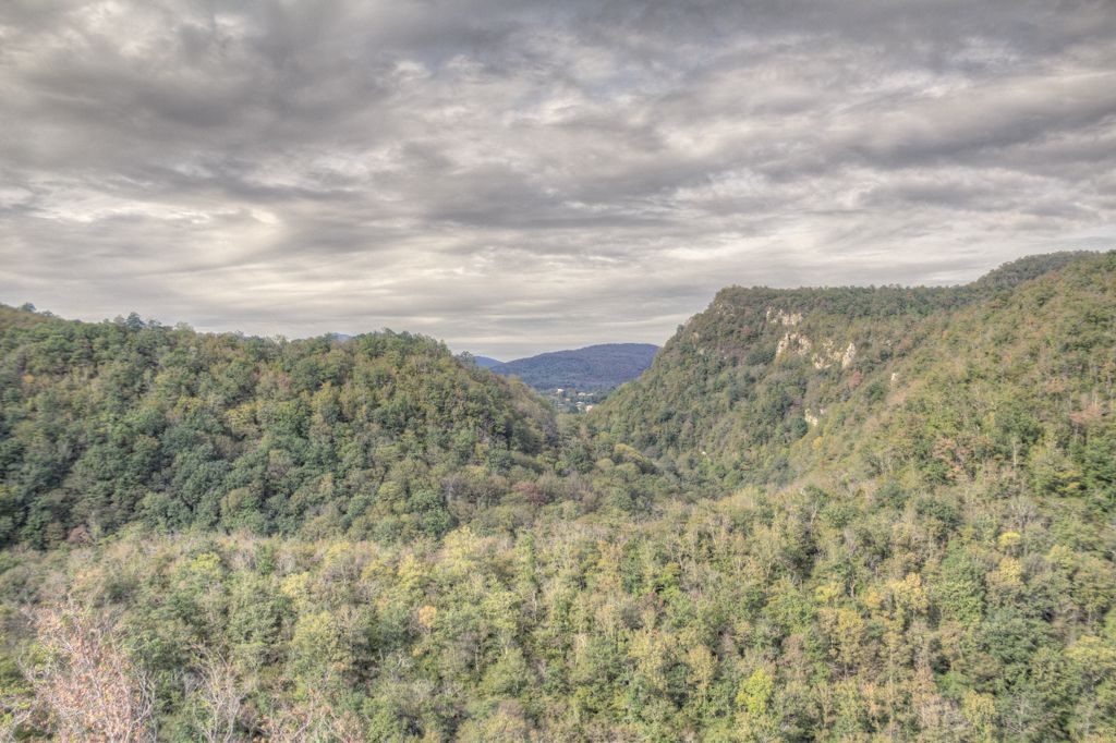 Valley surrounding Motsameta monastery