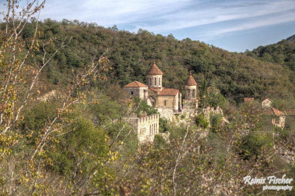 Motsameta monastery