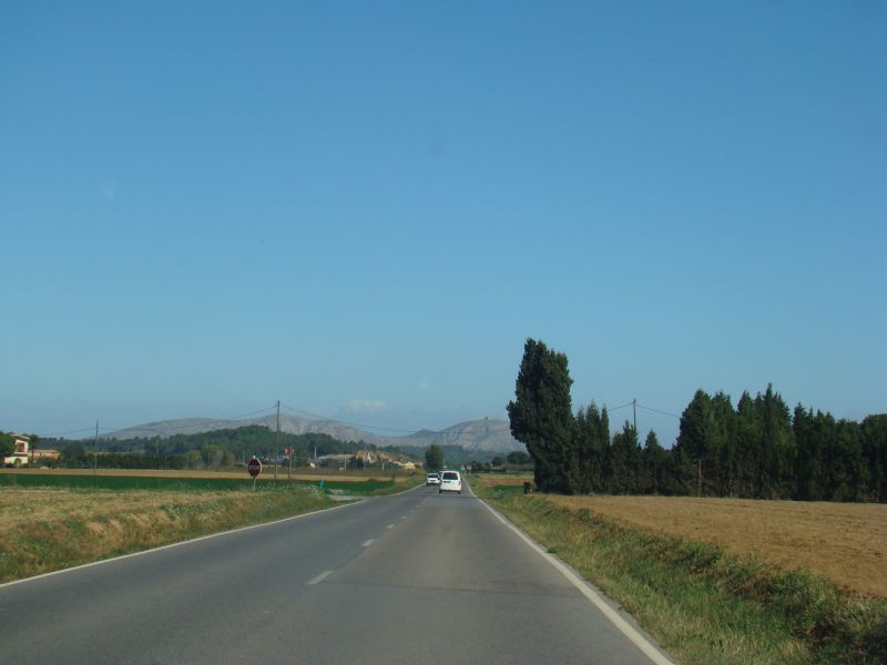 Road to Peratallada