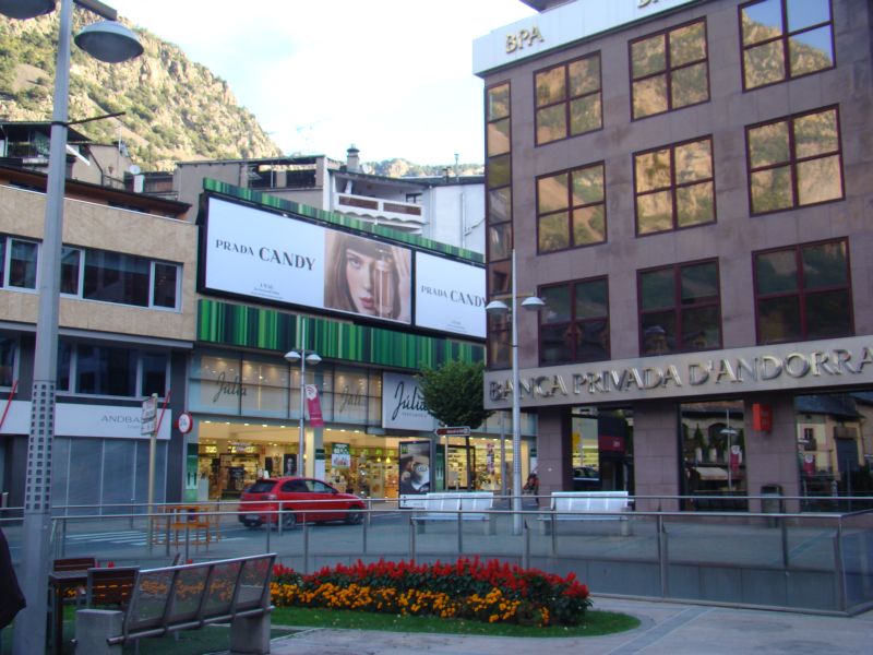 More shopping malls in Andorra