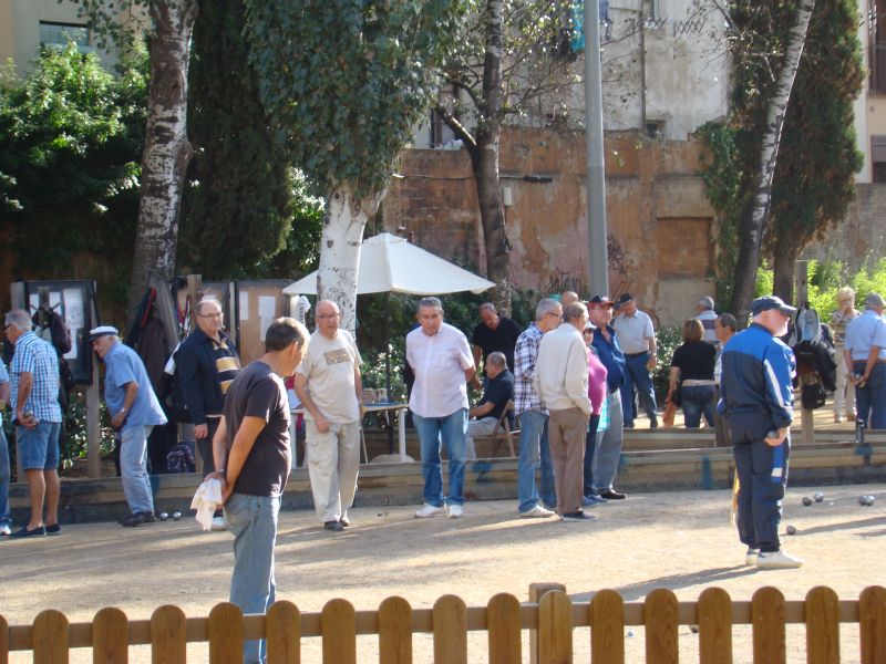 Old-timers getting fun near La Sagrada Familia