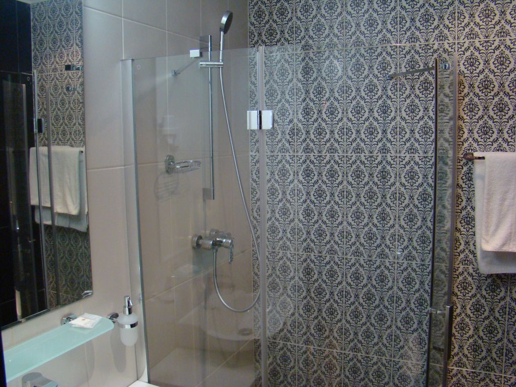 Bathroom at hotel Rabath