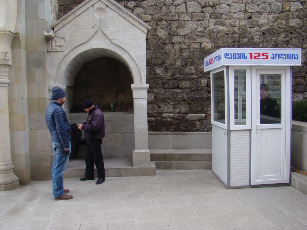 Guard booth at Rabati complex
