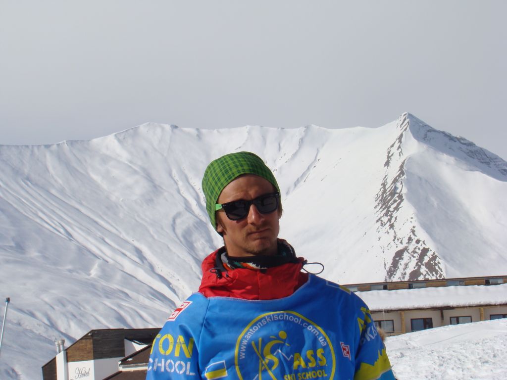 Skiing instructor at Gudauri
