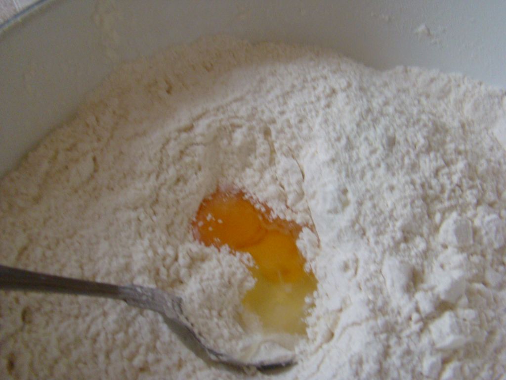 Add eggs to fluor