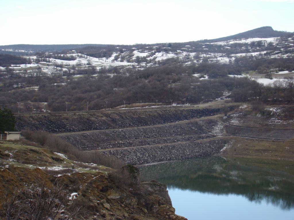 A dam on Algeti Reservoir