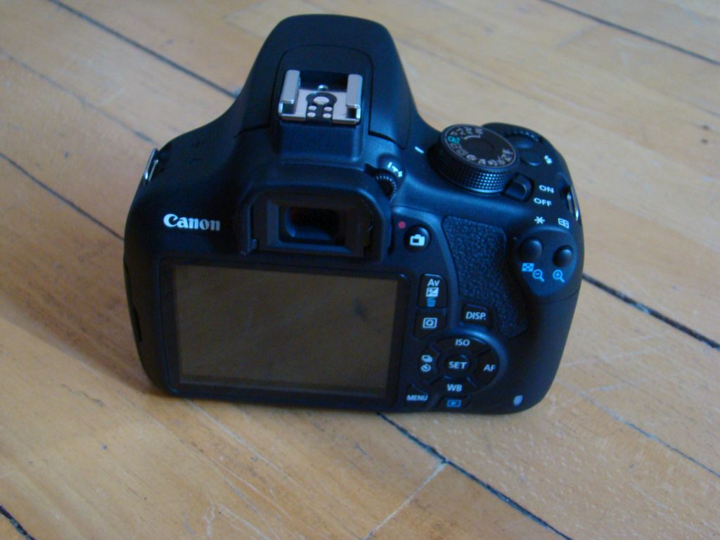 Canon EOS 1200D Body (Back view)