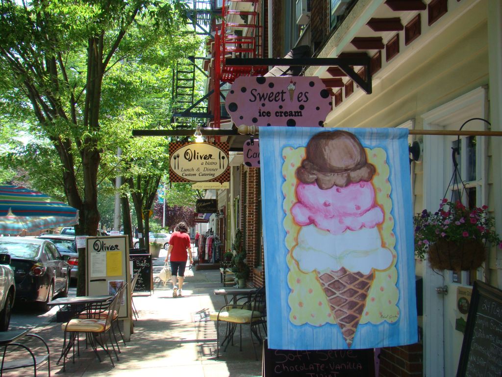 Street in Bordentown