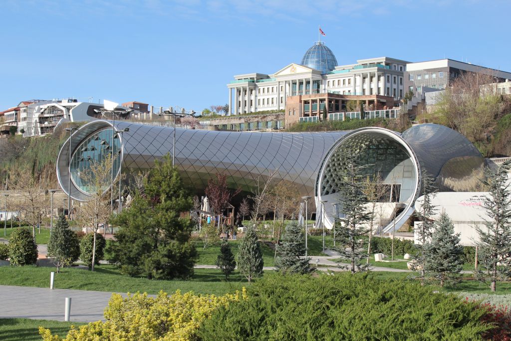 Building that was meant to became a Tbilisi Philharmony