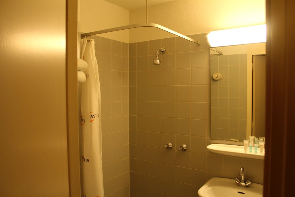 Shower room at Bastion hotel