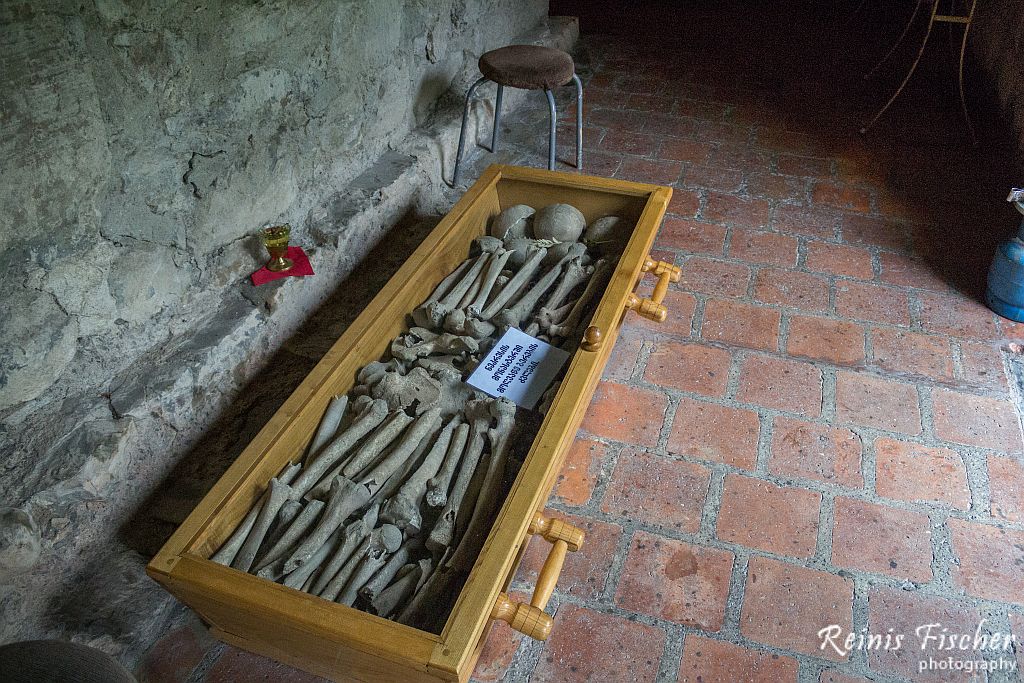 Bones at Nekresi church