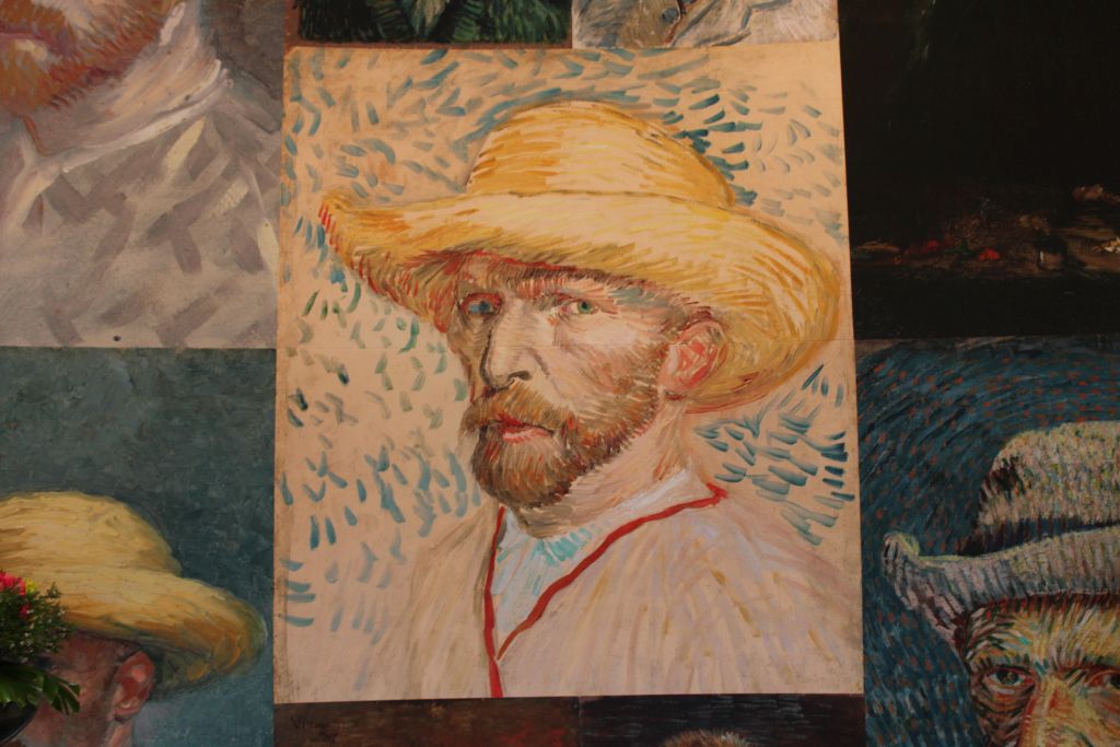 Vincent Van Gogh room