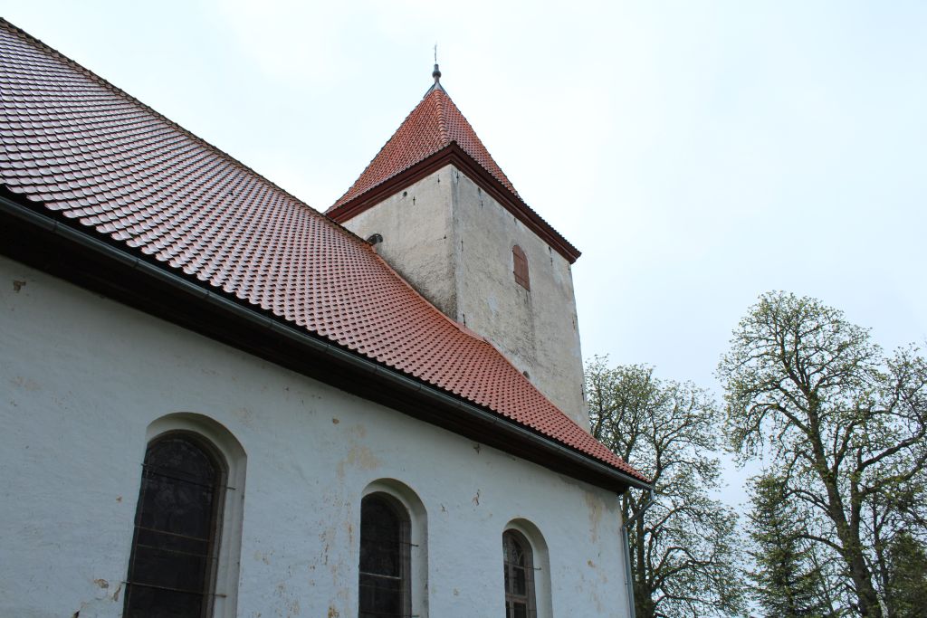 Valtaiķi church