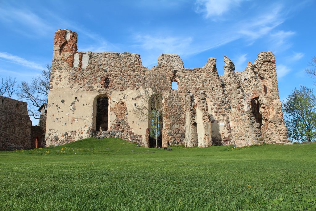 Dobele castle ruins