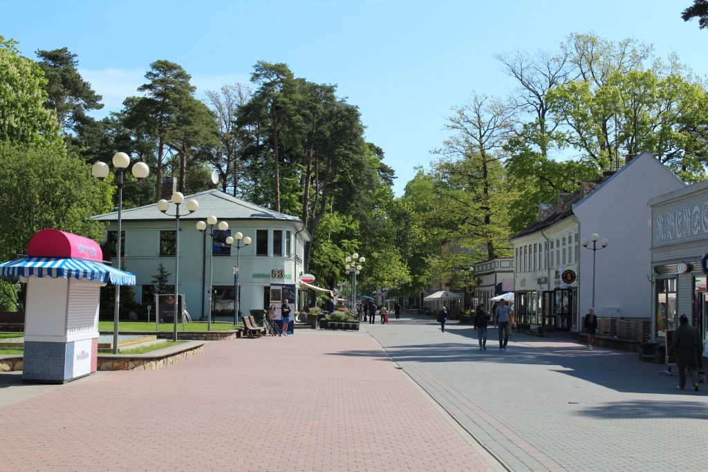 Jomas street in Jūrmala