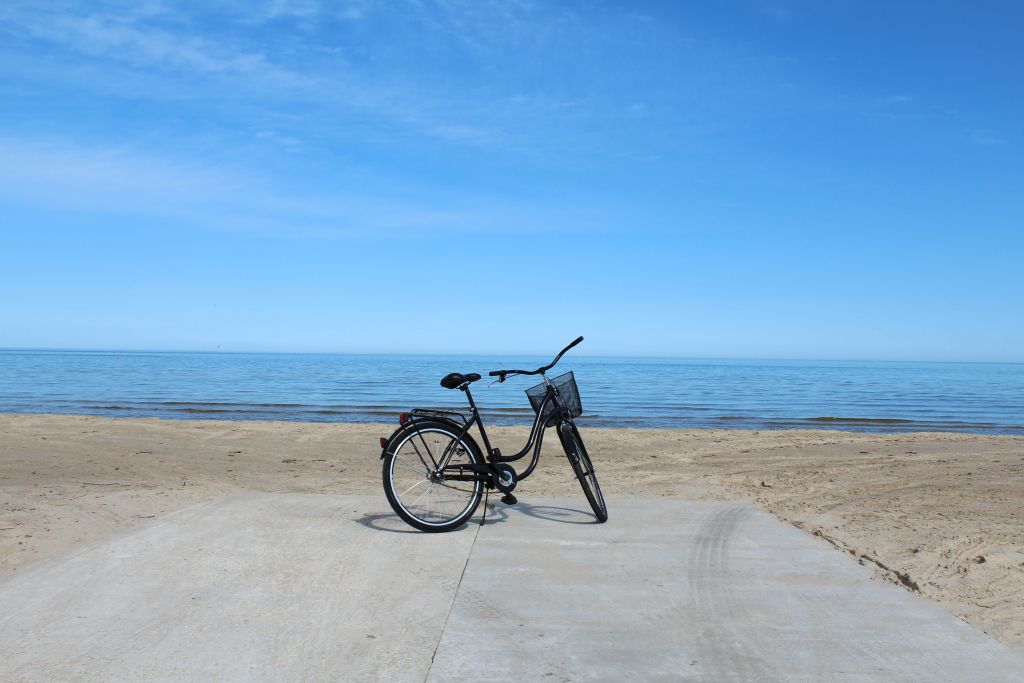 Cycling in Jūrmala - a hipster bicycle 