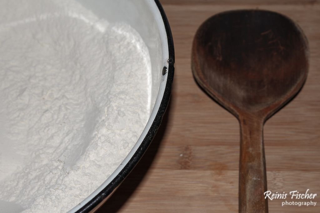 Put flour to the bowl