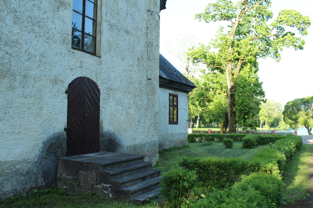 Cirava church