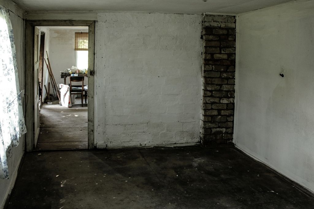 Bedroom prepared for floor painting