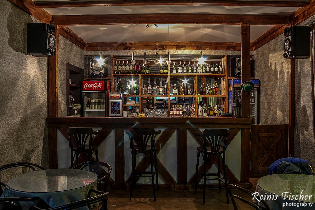 Bar / restaurant