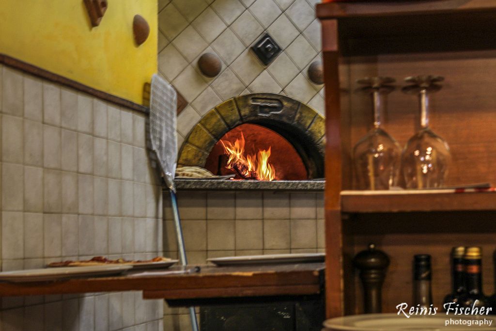 Pizza oven