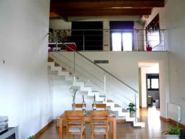 Town house for rent in Girona