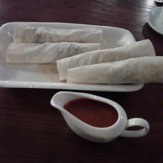 Kababi served with Sacabeli sauce