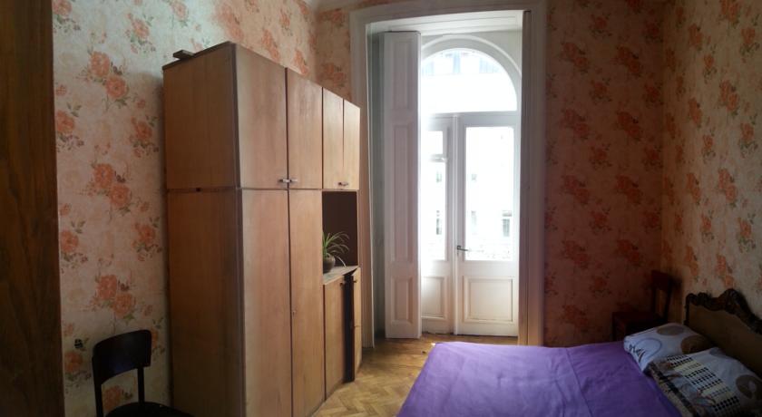 Old House Hostel Tbilisi