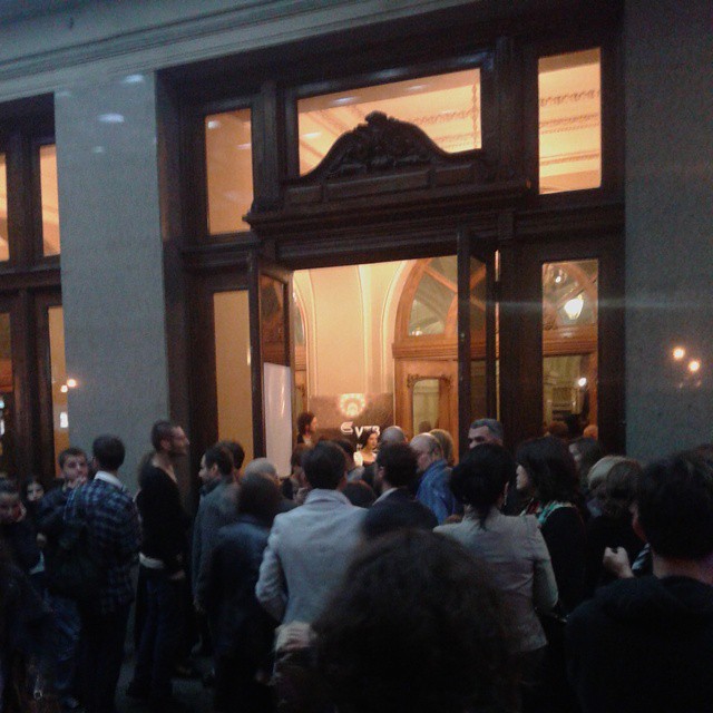 Queue at Rustaveli theater