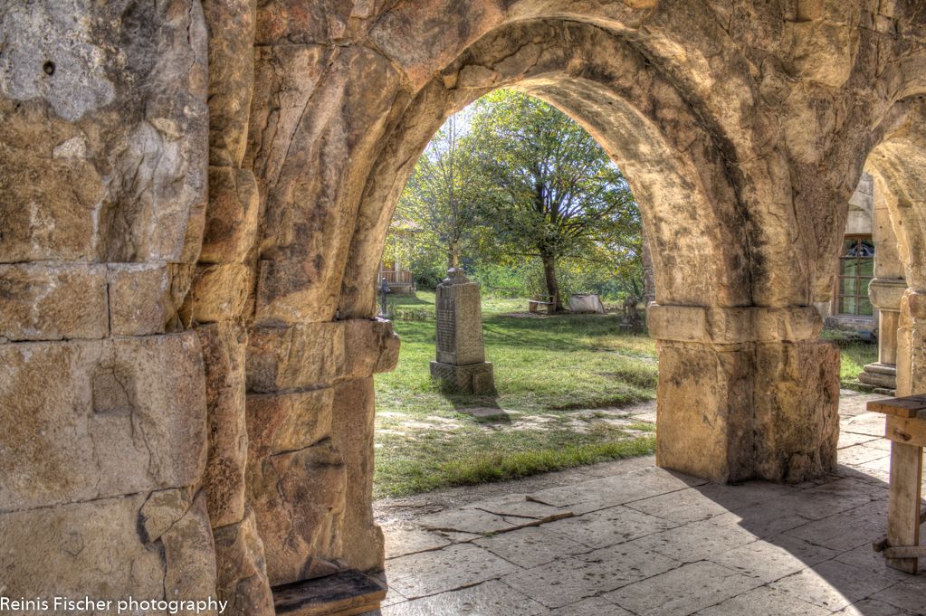 Arches and burials at Gelati monastery complex