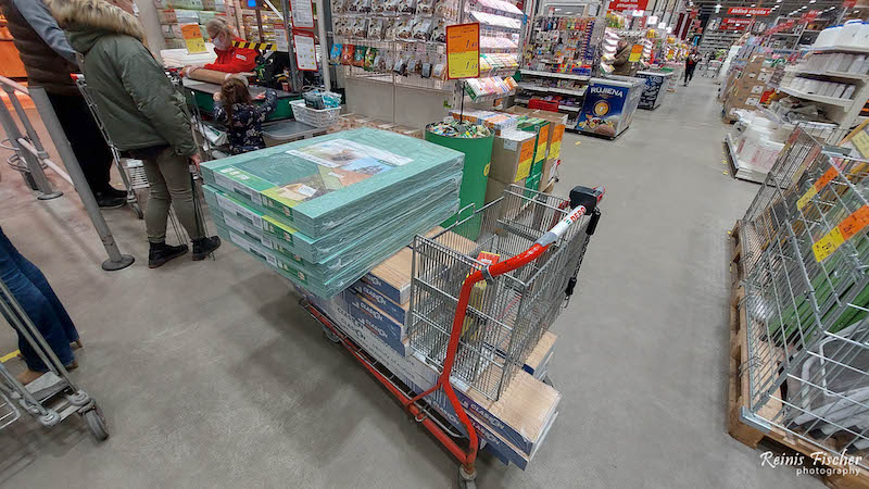 Buying laminate flooring at DEPO store in RIGA