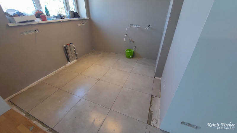 Tilling kitchen floor