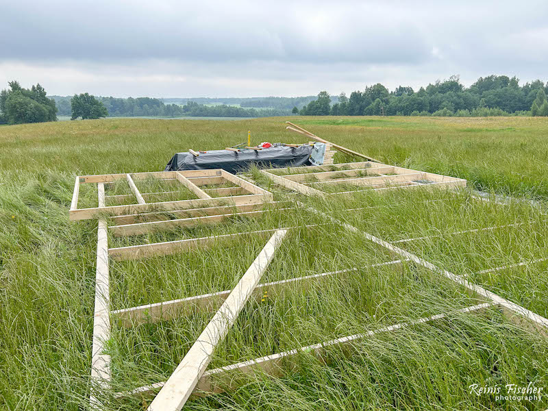 Making frames on the ground