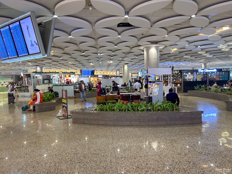 Food court at Mumbai airport